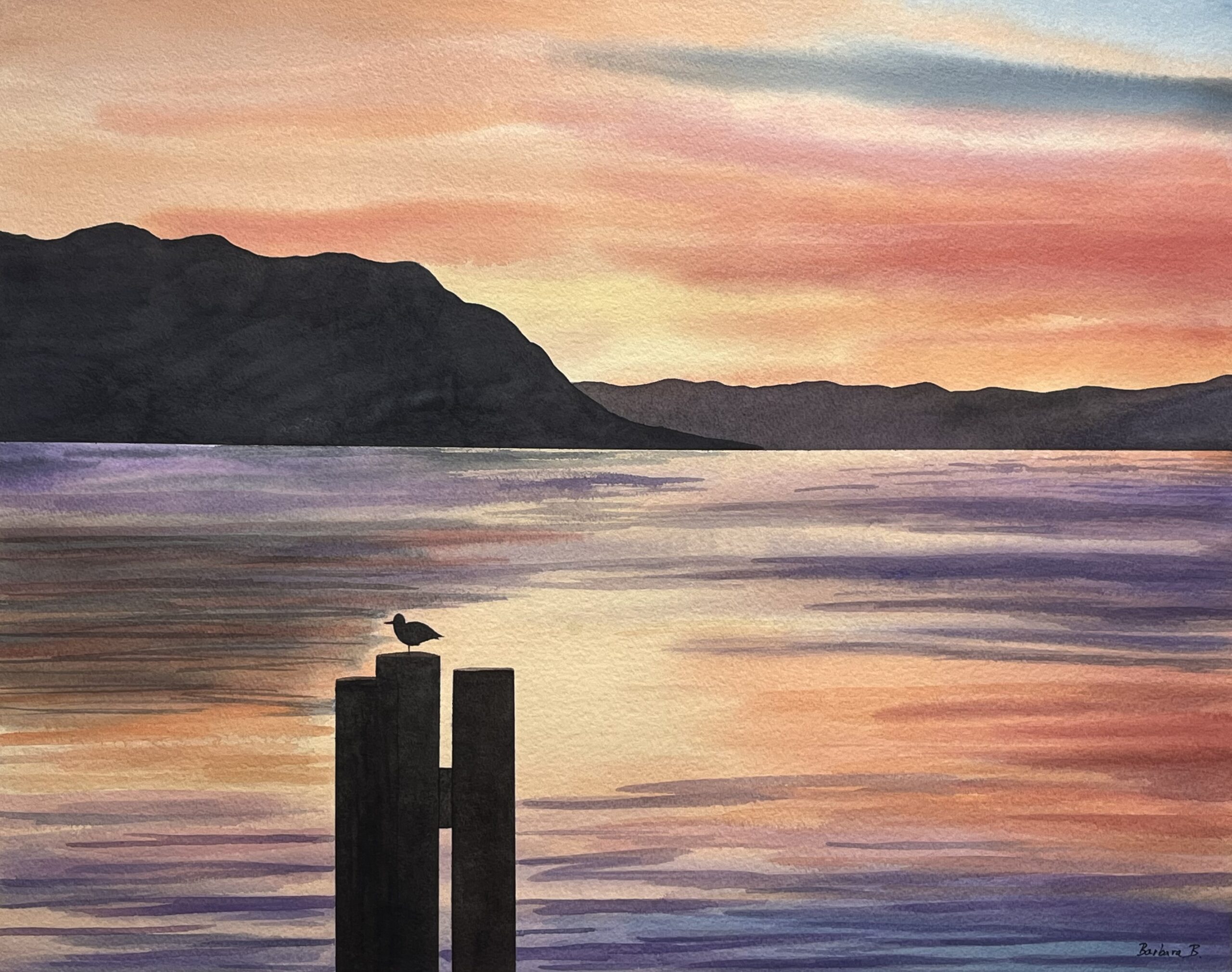 Aquarelle originale d'un oiseau sur un pieu en bois devant un lac au coucher de soleil, par Barbara B.